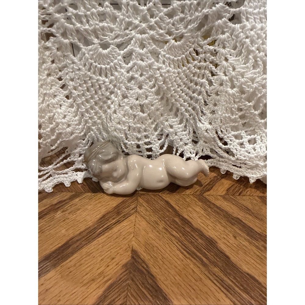 Vintage Lladro Nativity Little Baby Jesus 4535 Christmas